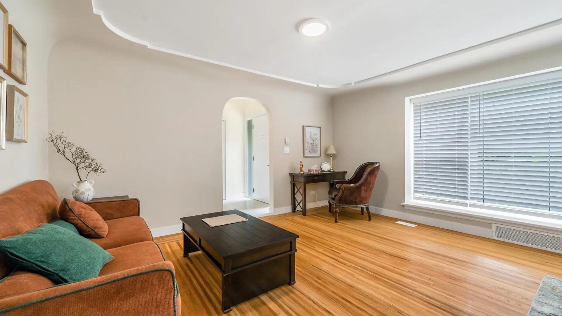 Serene Kerrisdale Retreat, Private Room With Shared Amenities Vancouver Penzion